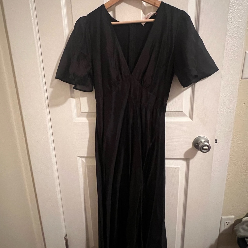 Lisa Says Gah Grace Black Midi Dress